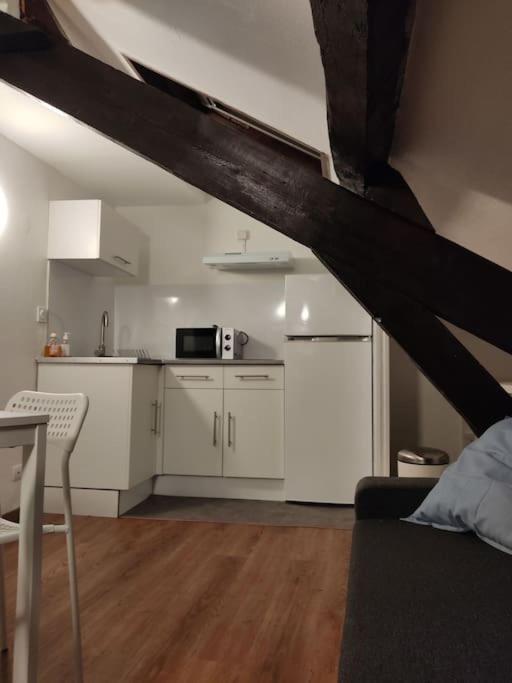 Studio Remois - Wifi/Netflix Reims Zewnętrze zdjęcie