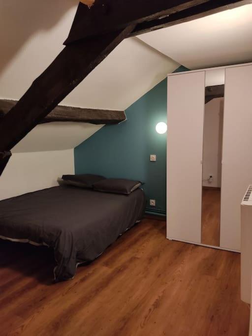 Studio Remois - Wifi/Netflix Reims Zewnętrze zdjęcie